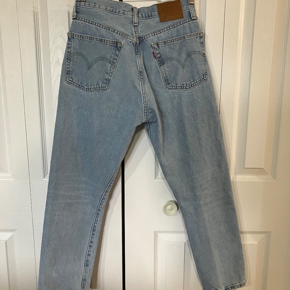 Levi's Premium 501 Cropped Jeans - Picture 5 of 5